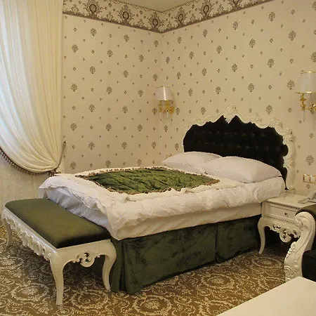 Royal Grand אתר נופש 4*