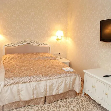 Royal Grand אתר נופש טרוסקבץ