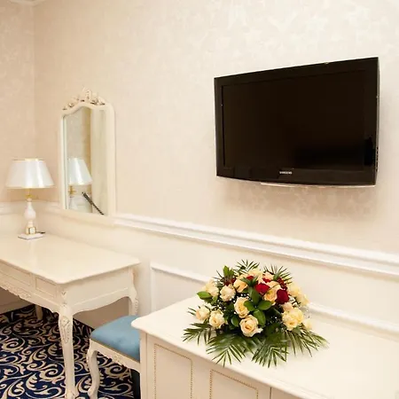 Royal Grand טרוסקבץ