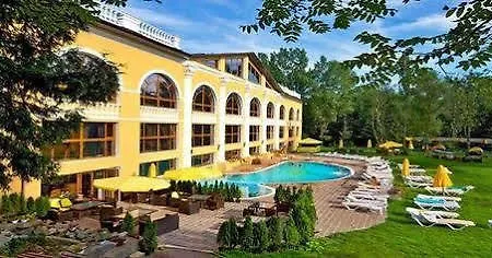 Royal Grand אתר נופש 4*