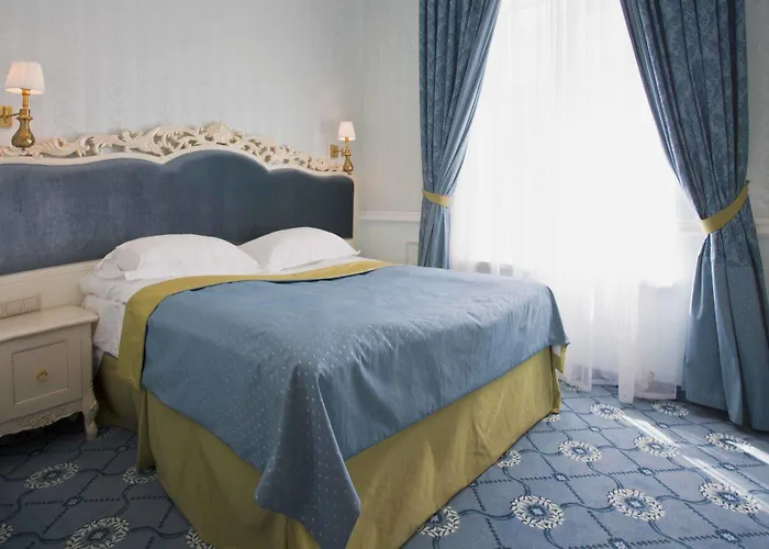 Royal Grand 4*