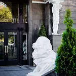 Royal Grand Semesteranläggning (resort)
