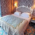Royal Grand 4*