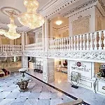 Royal Grand 4* Truskavets
