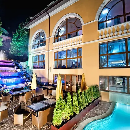 Royal Grand Semesteranläggning (resort) 4*